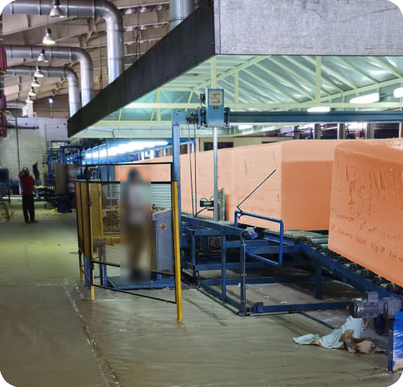 اسفنج-35-کیلویی-بلوک-سهندفوم - سهندفوم تولید کننده انواع اسفنج صنعای و مبلی